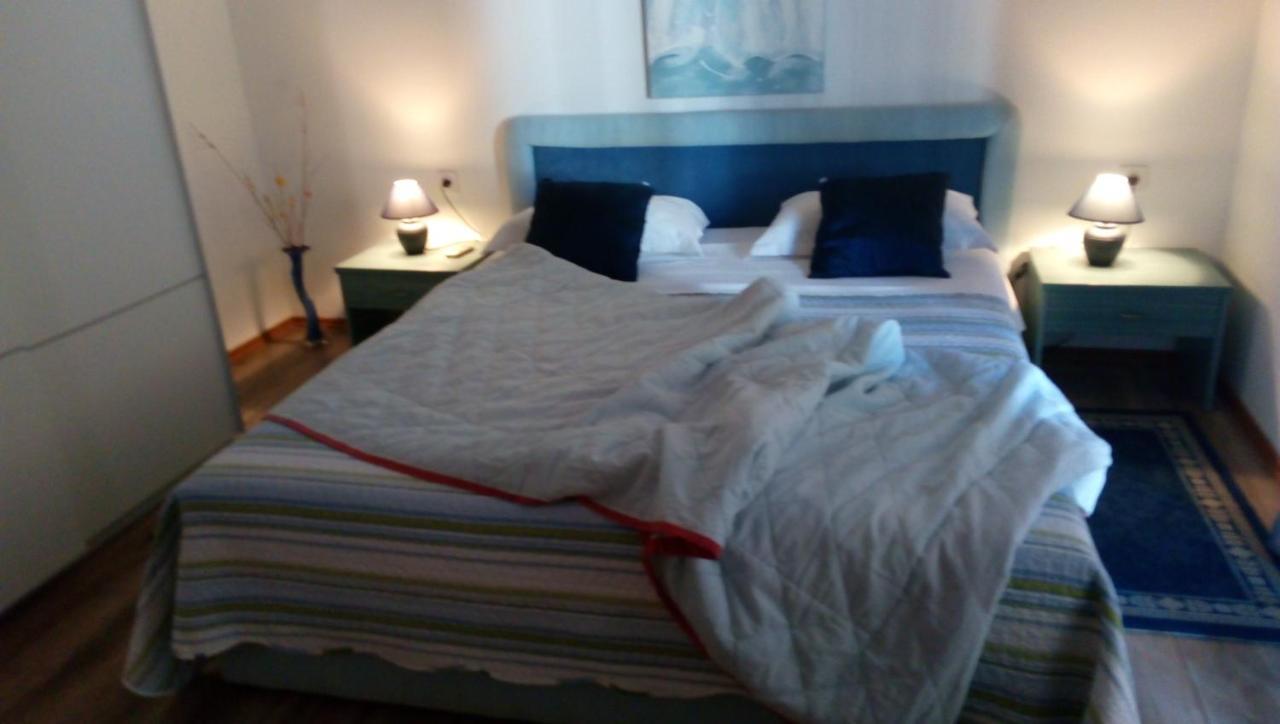 Apartment Exclusive Annex 로비니 외부 사진