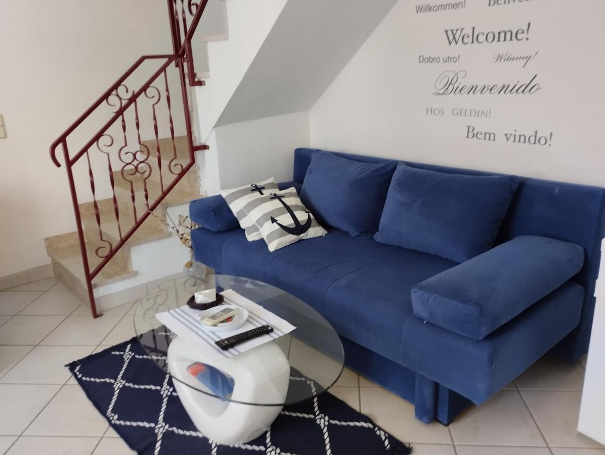 Apartment Exclusive Annex 로비니 외부 사진