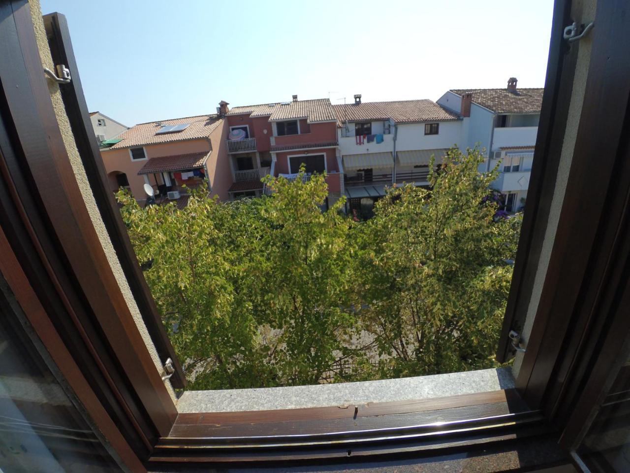 Apartment Exclusive Annex 로비니 외부 사진
